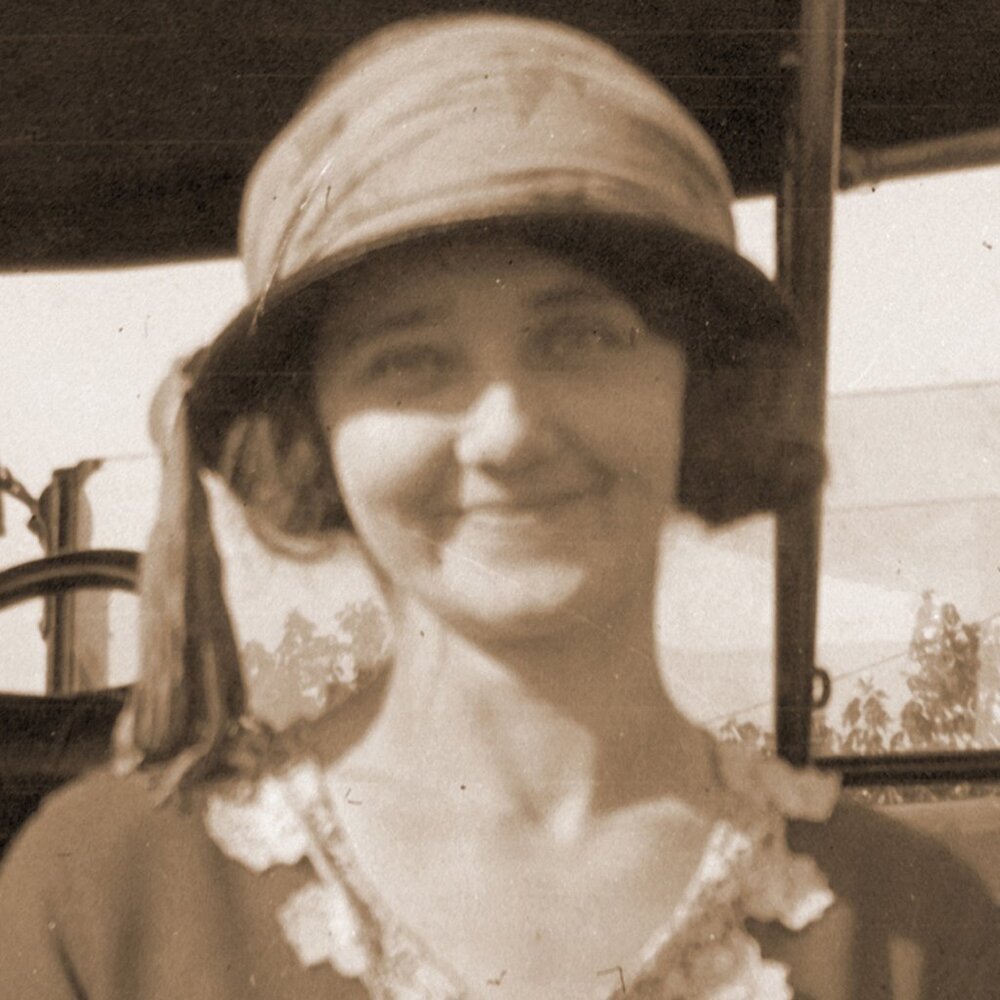 Meet your Posher, Hazel Alice